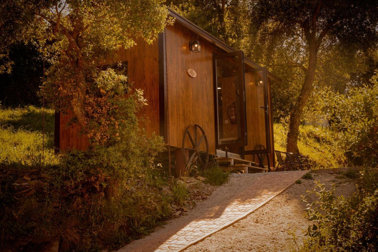 Arrabia Guest Houses Glamping Raiva エクステリア 写真